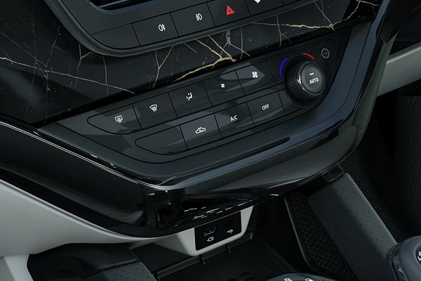 Tata Safari [2021-2023] Ac Controls