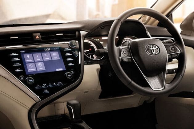 Toyota Camry Price in Lucknow