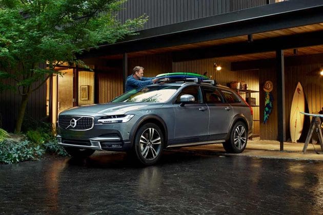 Volvo V90 Cross Country Price Mileage Images Colours Reviews Specs