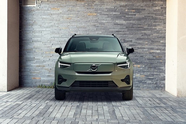 Volvo XC40 Recharge Front Left Side