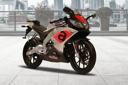 aprilia rs 150 maxabout
