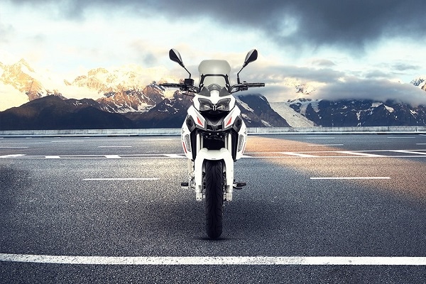 Benelli TRK 251 