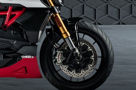 【c.c】 Ducati Diavel 1260 Price, Colours, Mileage, Reviews, Images