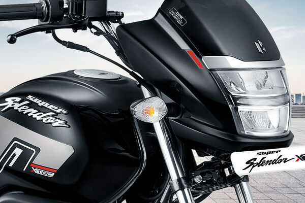 Hero Super Splendor XTEC Windshield View