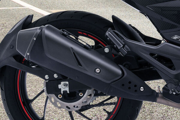 Hero Xtreme 200S 4V Rear Exhaust View