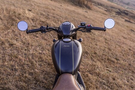 Jawa Perak Price, Mileage, Images, Colours, Reviews & Specs