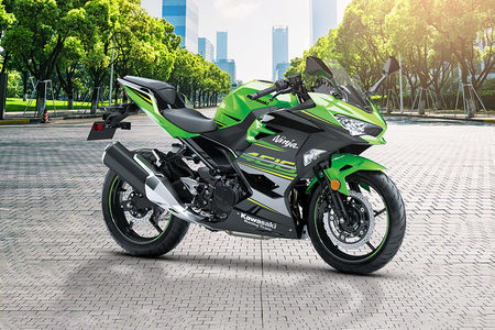 Kawasaki  Ninja 400 Front Right Side