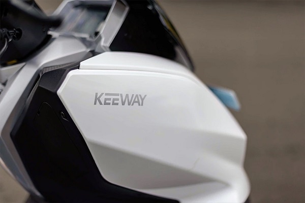 Keeway Vieste 300 Brand Logo And Name