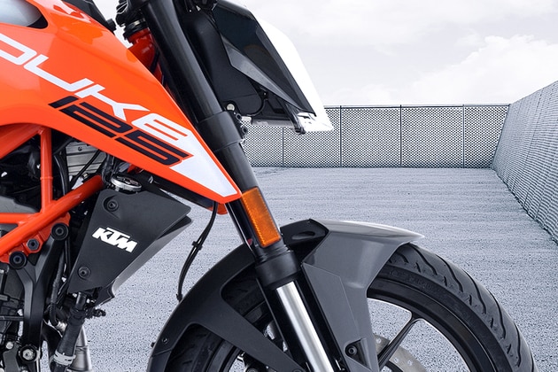 Moto KTM 125 DUKE 2023 déstockée