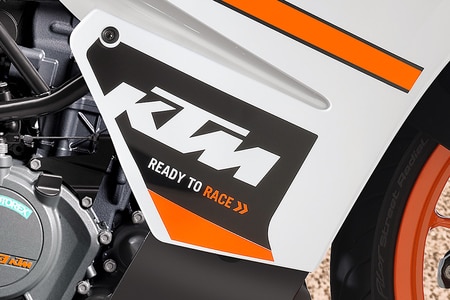 Ktm 125 rc online 2021 price