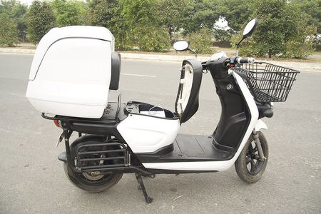 Li-ions Elektrik Solutions Li-ions Spock Electric Scooter