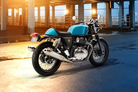 Royal Enfield Continental GT 650 Rear Right View