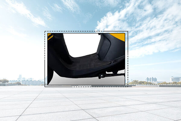 Seeka SFlash250 Footspace View