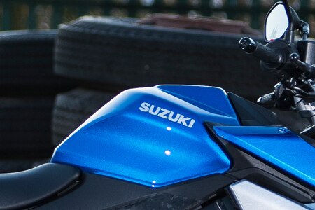 Suzuki GSX-S1000 null