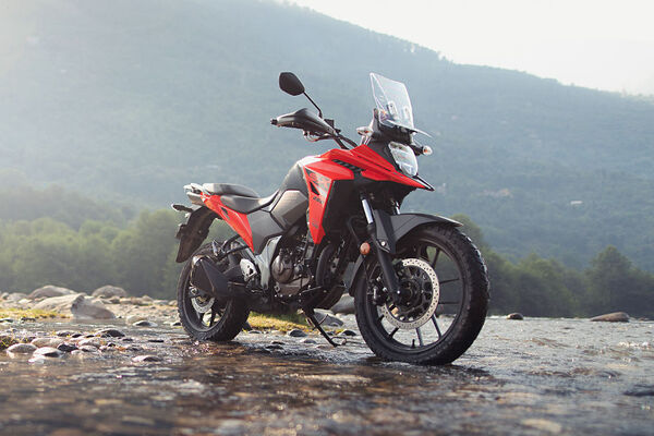 Suzuki V-Strom SX Front View
