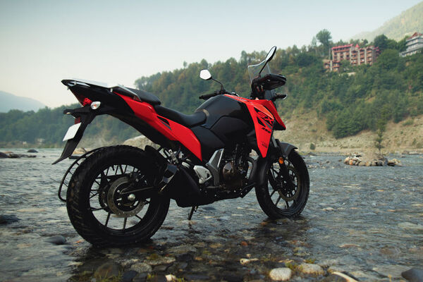 Suzuki V-Strom SX Rear Right View