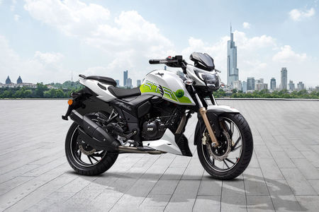 TVS Apache RTR 200 Fi E100 Front Right View