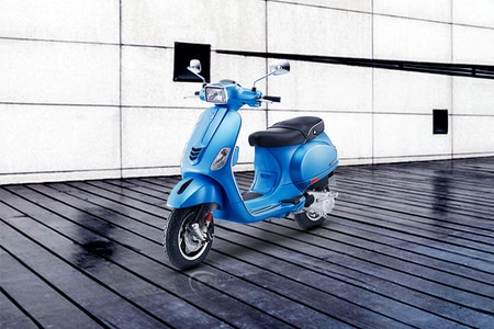 Most Expensive Vespa! Justin Bieber Edition Vespa Sprint 150 Launched at Rs  6.47 Lakh in India