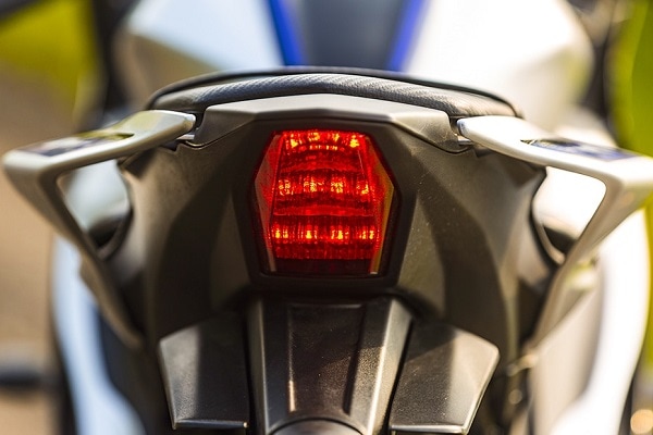 Yamaha R15 V4 Taillight