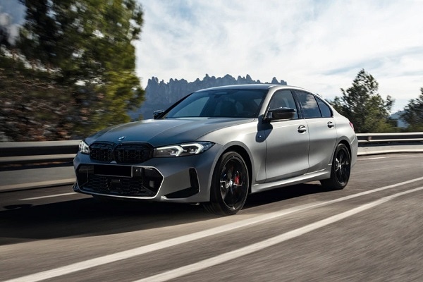 BMW M340i Front Left Side