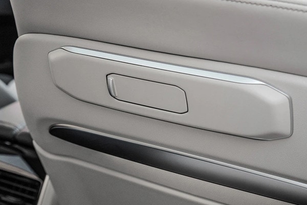BMW X7 Seat Adjustments Control