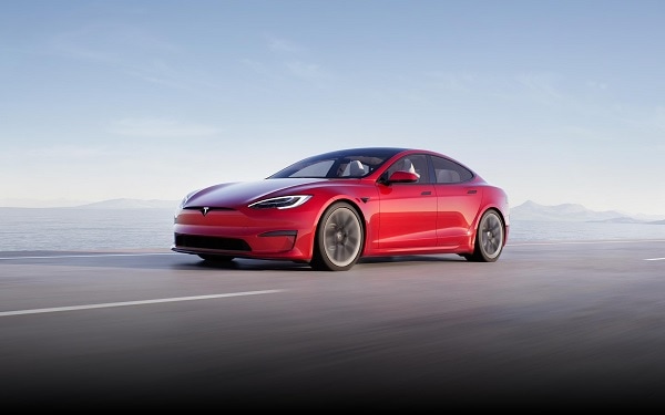 Tesla Model S 