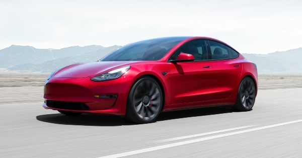 Tesla Model 3 null