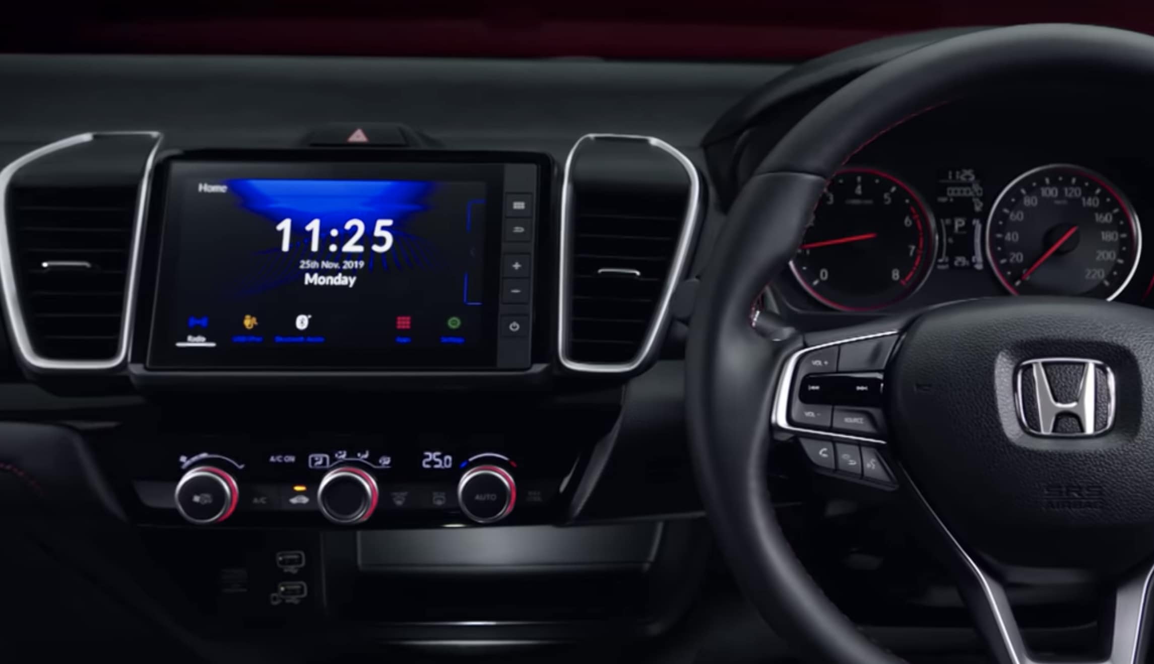 An 8-inch touchscreen is complimented by vertical air vents while there are two USB slots and a 12V power socket. Photo courtesy: Youtube/Honda Thailand An 8-inch touchscreen is complimented by vertical air vents while there are two USB slots and a 12V power socket. Photo courtesy: Youtube/Honda Thailand