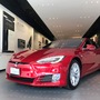 FILE PHOTO: FILE PHOTO: A Tesla Model S car is seen in a showroom in Santa Monica, California, U.S., January 4, 2018. REUTERS/Lucy Nicholson/File Photo/File Photo (REUTERS)