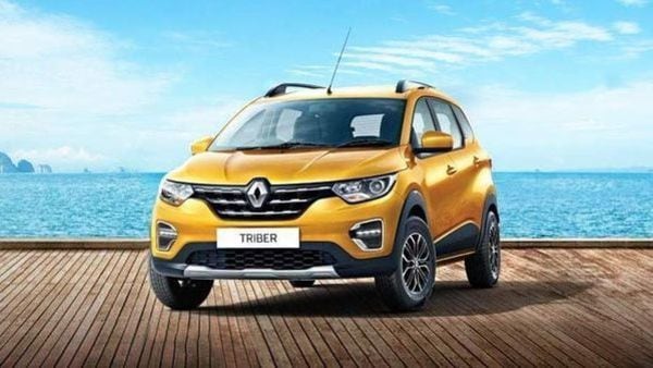 Renault Triber is only three-row vehicle in this list that comes with a 1.0-litre petrol engine which is paired to a five-speed AMT. Pricing starts at Rs7.50 lakh (ex-showroom) for the RXT EASY-R AMT and goes to around Rs8.25 lakh (ex-showroom).