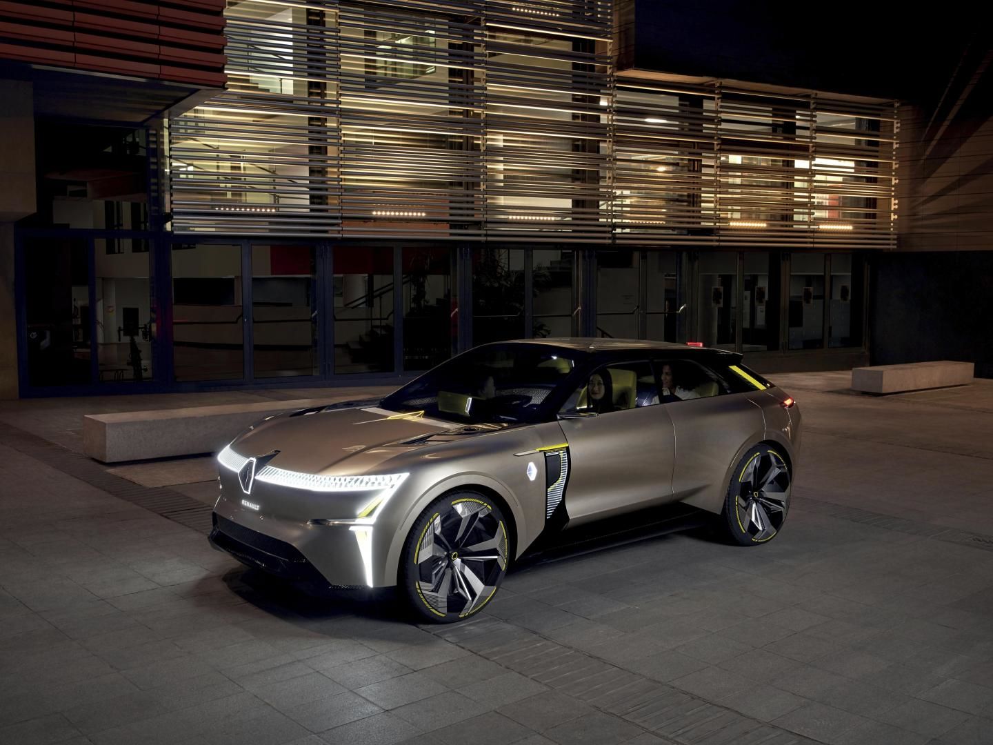 Renault Morphoz concept electric crossover