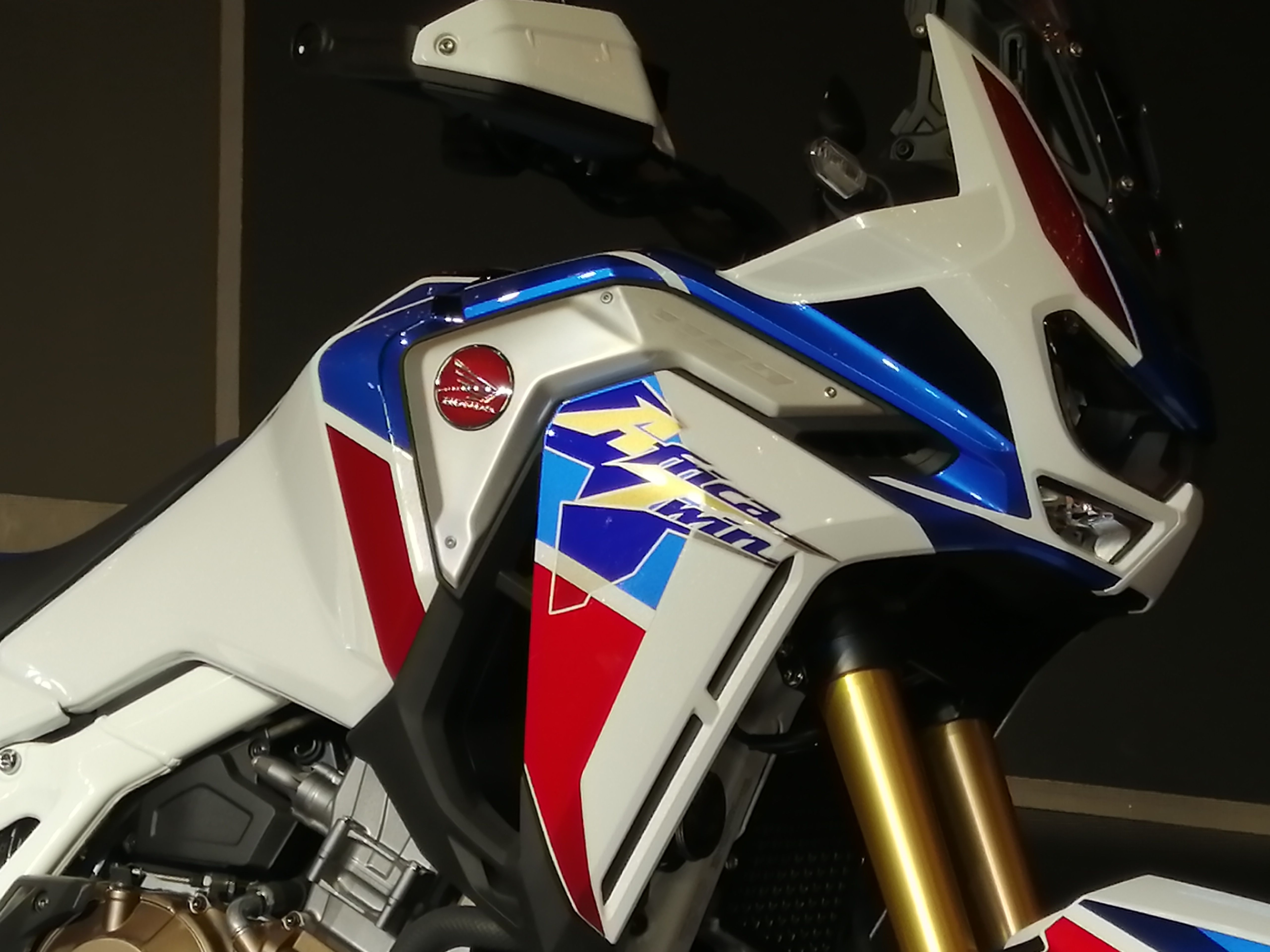 2017 africa twin tail tidy