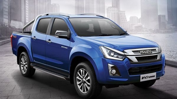 Isuzu V-Cross is one of the lifestyle pickup trucks available in the Indian market.