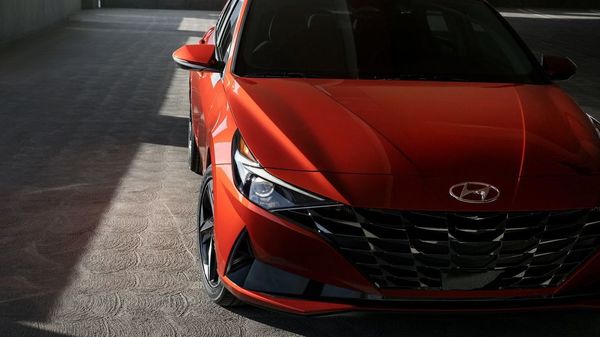 2021 Hyundai Elantra launched in Korea, price in INR ...