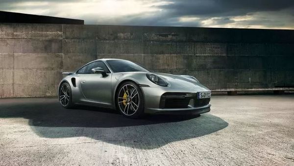 2021 Porsche 911 Turbo S Review: A New Benchmark for Sports Cars