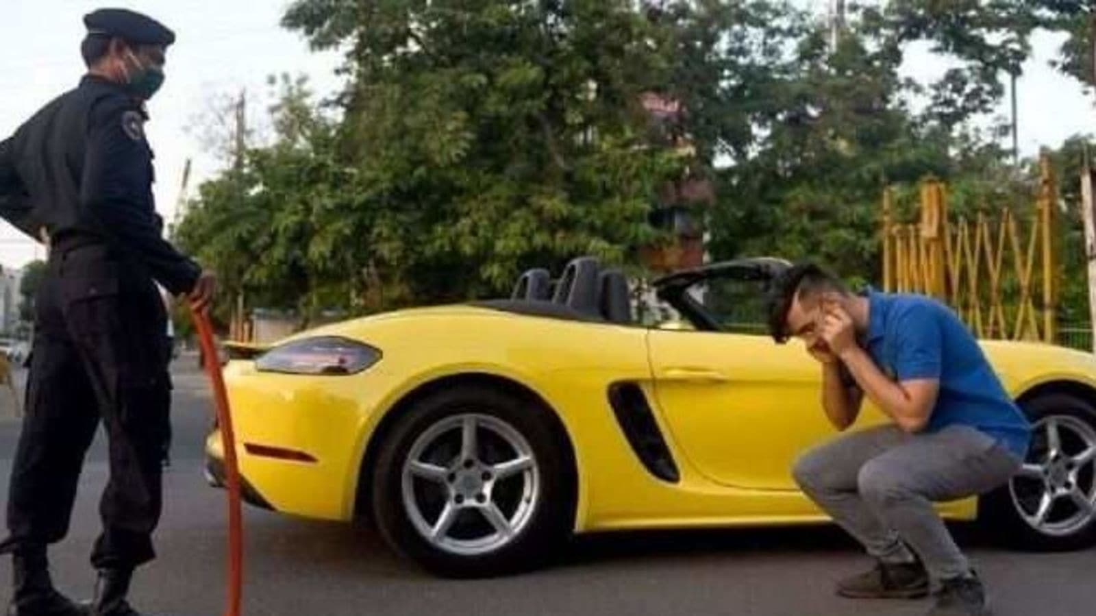 Porsche 718 Boxster driver made to do sit ups for joyride during lockdown