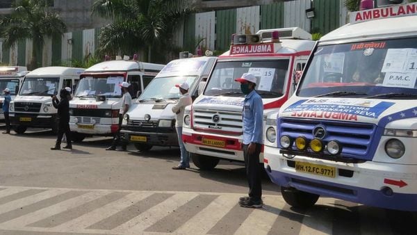 This initiative by Force Motors was started on April 1 with 30 mobile dispensary vans completely equipped with doctors, support staff and medicines. (Photo courtesy: Force Motors)