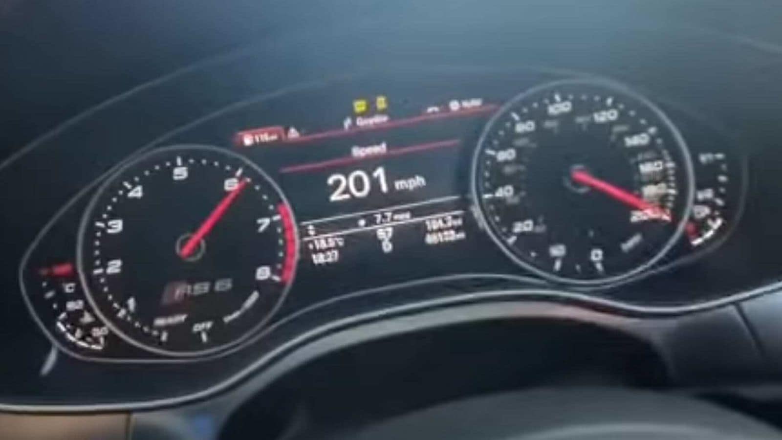 Audi driver hits 323 kmph one-handed, sends UK police on a manhunt | HT Auto