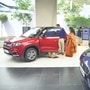 Automobile dealers have sought a rise in sales margin per vehicle to at least 7 per cent in order to make their businesses sustainable.