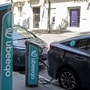 Electric automobiles charging at Ubeeqo SAS electric vehicle charge stations in Paris, France. (Representational photo) (Bloomberg)