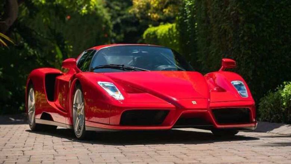 At 2 64 Million A Rare 03 Ferrari Enzo Breaks Record At Online Auction