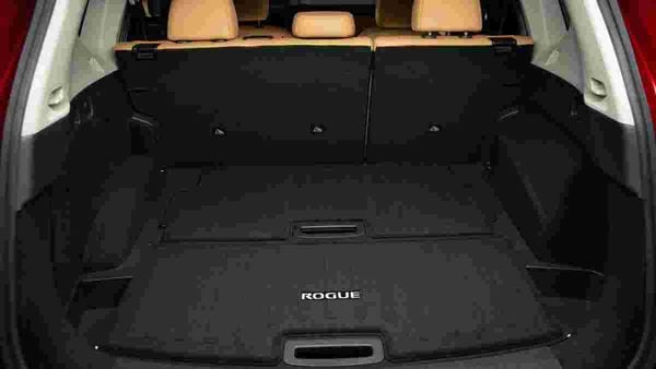 In the rear, a split one-touch fold-down seat with an available remote fold feature provides versatile cargo capability. In the rear, a split one-touch fold-down seat with an available remote fold feature provides versatile cargo capability.
