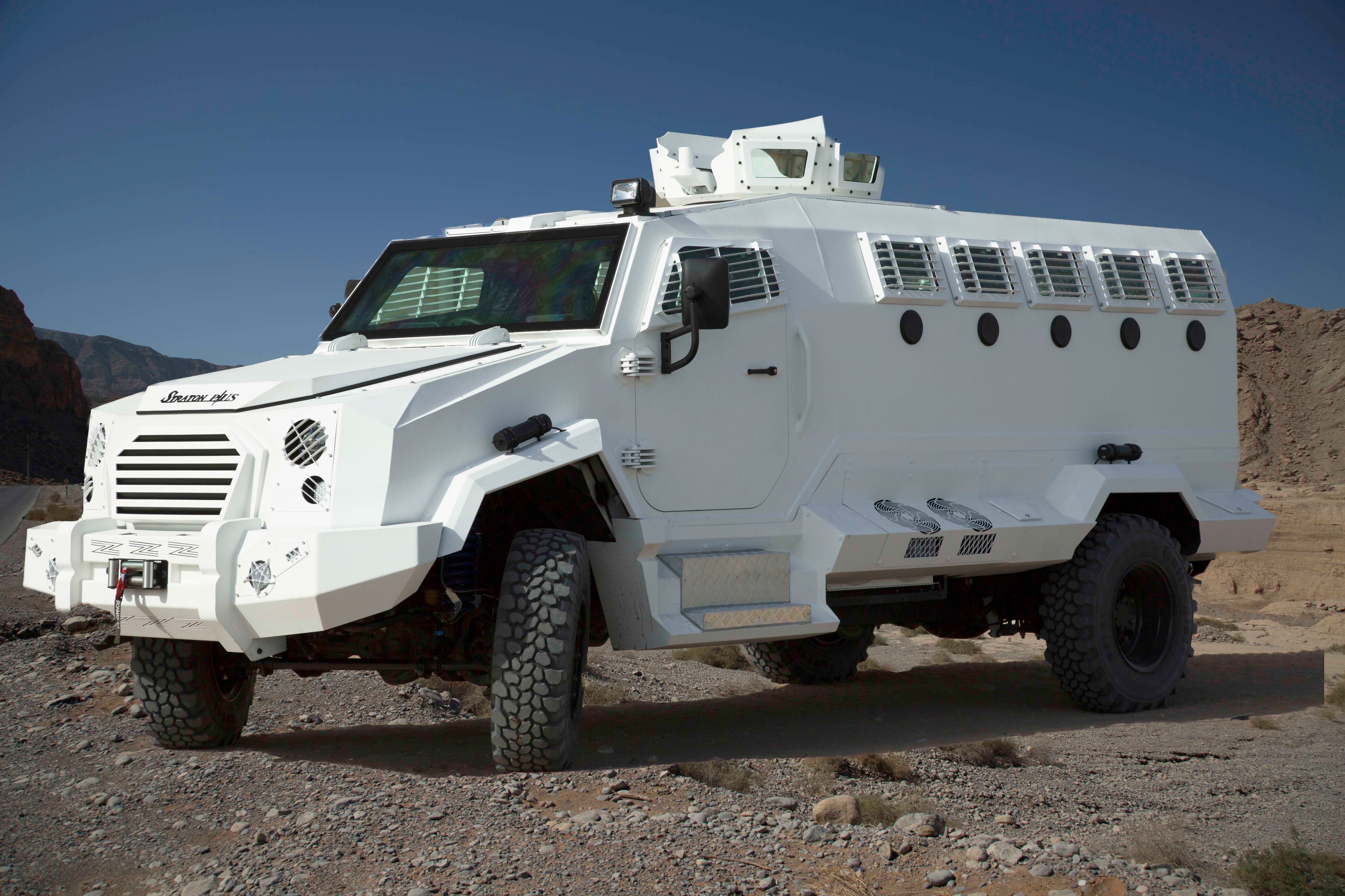 Photo of Straton Plus armoured personnel carrier. (Photo courtesy: mahindraarmored.com) Photo of Straton Plus armoured personnel carrier. (Photo courtesy: mahindraarmored.com)