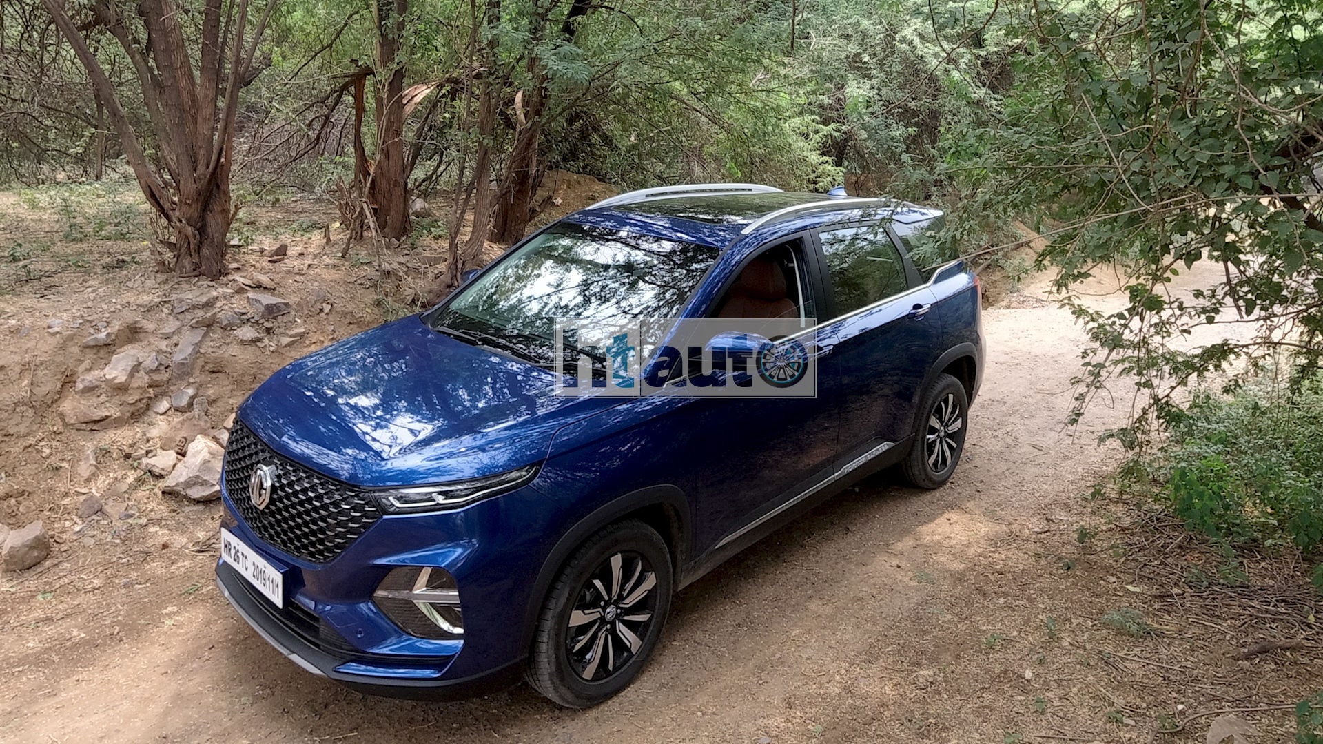 Hector Plus is offered in petrol, diesel and a petrol mild hybrid options. Hector Plus is offered in petrol, diesel and a petrol mild hybrid options.