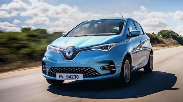 This French Town Goes 100 Per Cent Electric With Renault Zoe For All Residents Car News