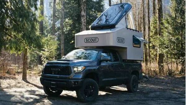 Off road shop truck bed camper