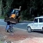 Lucky escape of a biker caught on tape. (Photo courtesy: Twitter/@AalokTweet)