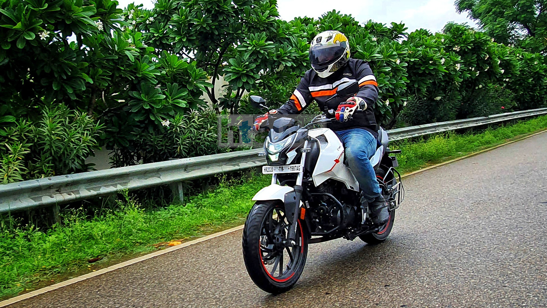 In Pics Hero Xtreme 160r Road Test Review