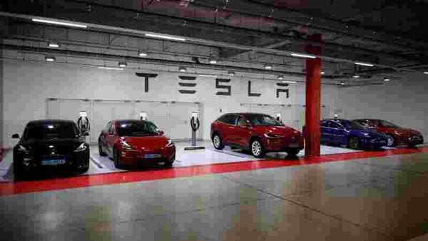 Tesla electric vehicles (REUTERS)