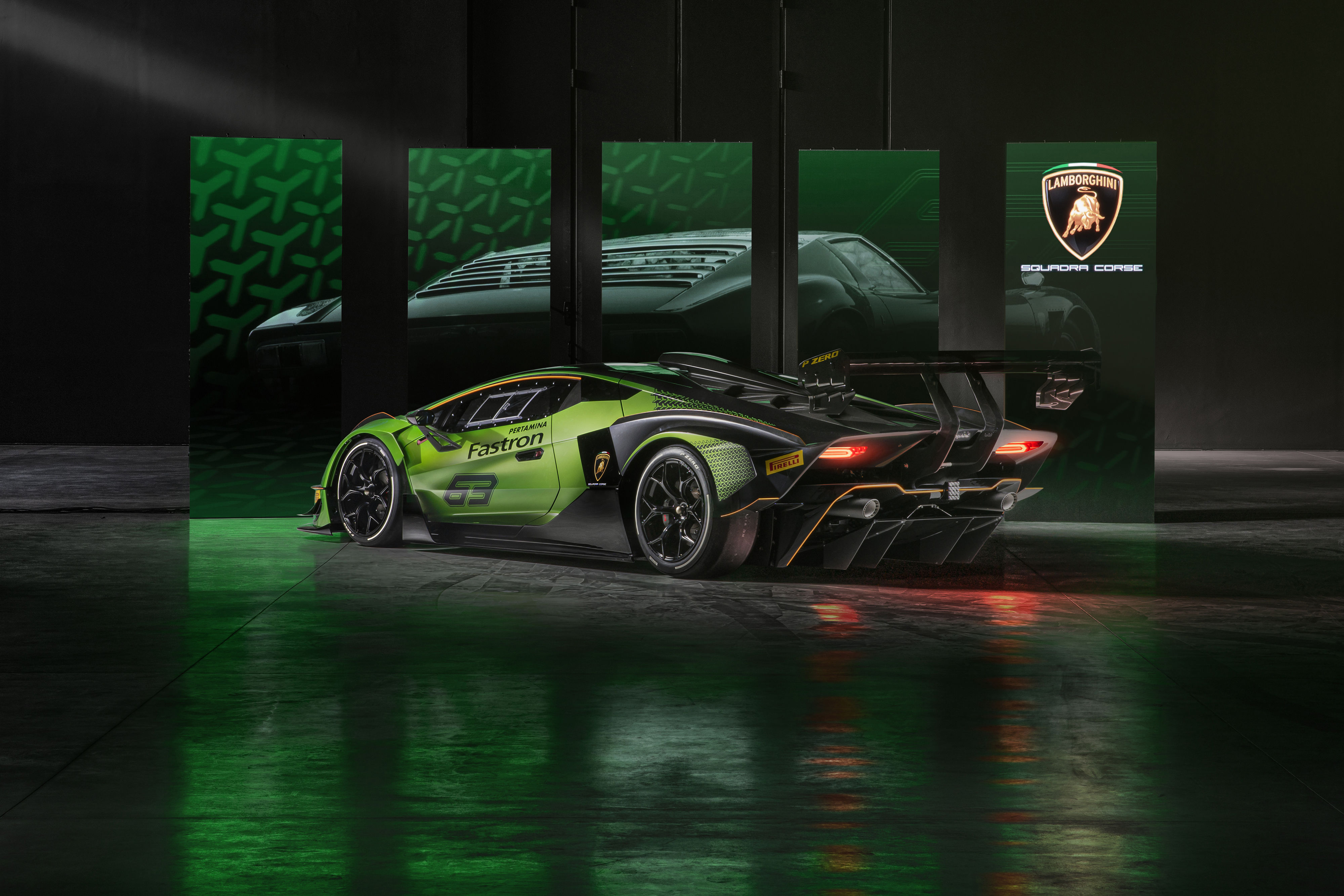 Every element on and in the Lamborghini Essenza SCV12 has been incorporated with its performance capabilities in mind.